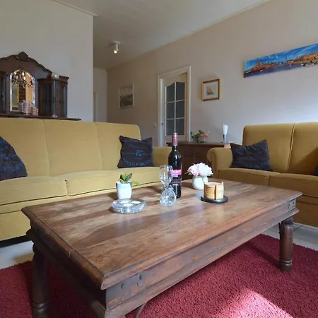 Casa vacanze In Near Hambroek Haarlo