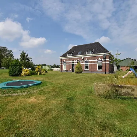 In Near Hambroek Semesterbostad Haarlo