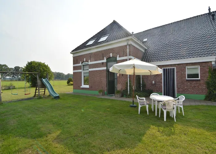 In Near Hambroek Haarlo