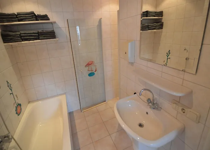 In Near Hambroek * Haarlo