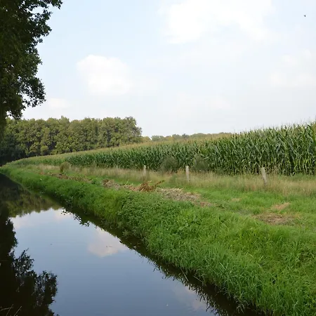 In Near Hambroek Hébergement de vacances *
