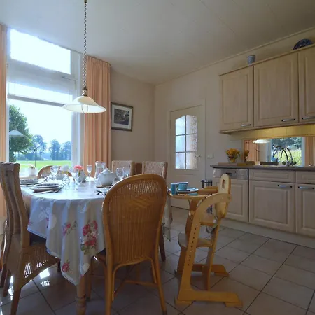 In Near Hambroek Haarlo