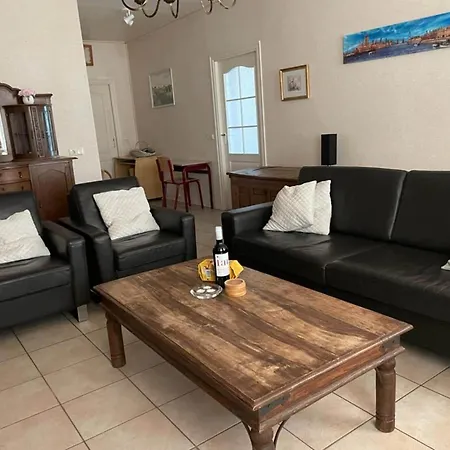 Holiday home Farmhouse In Haarlo Near Lake Hambroek Haarlo