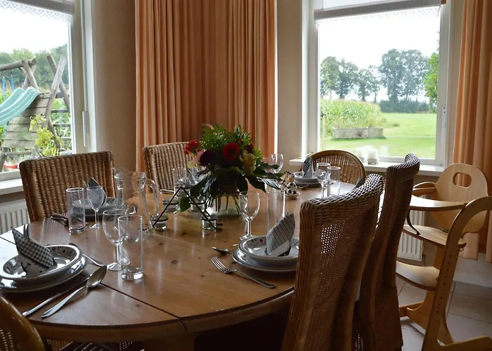 بيت للعطل In Near Hambroek Haarlo